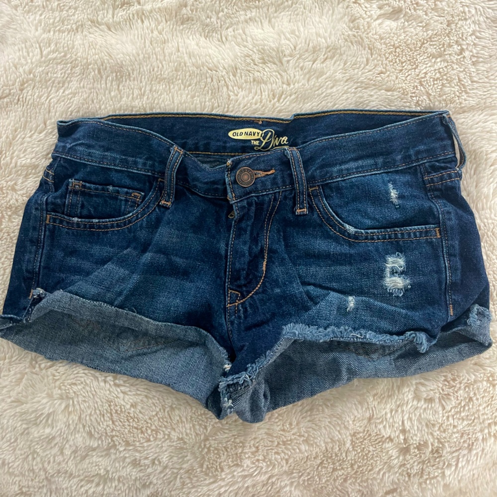 Shorty shorts